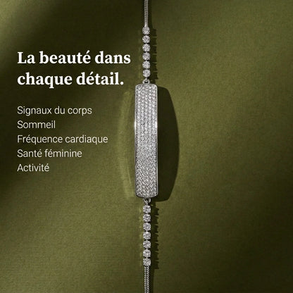 [FR] Détail du pavage de cristaux du bracelet Tetra argent